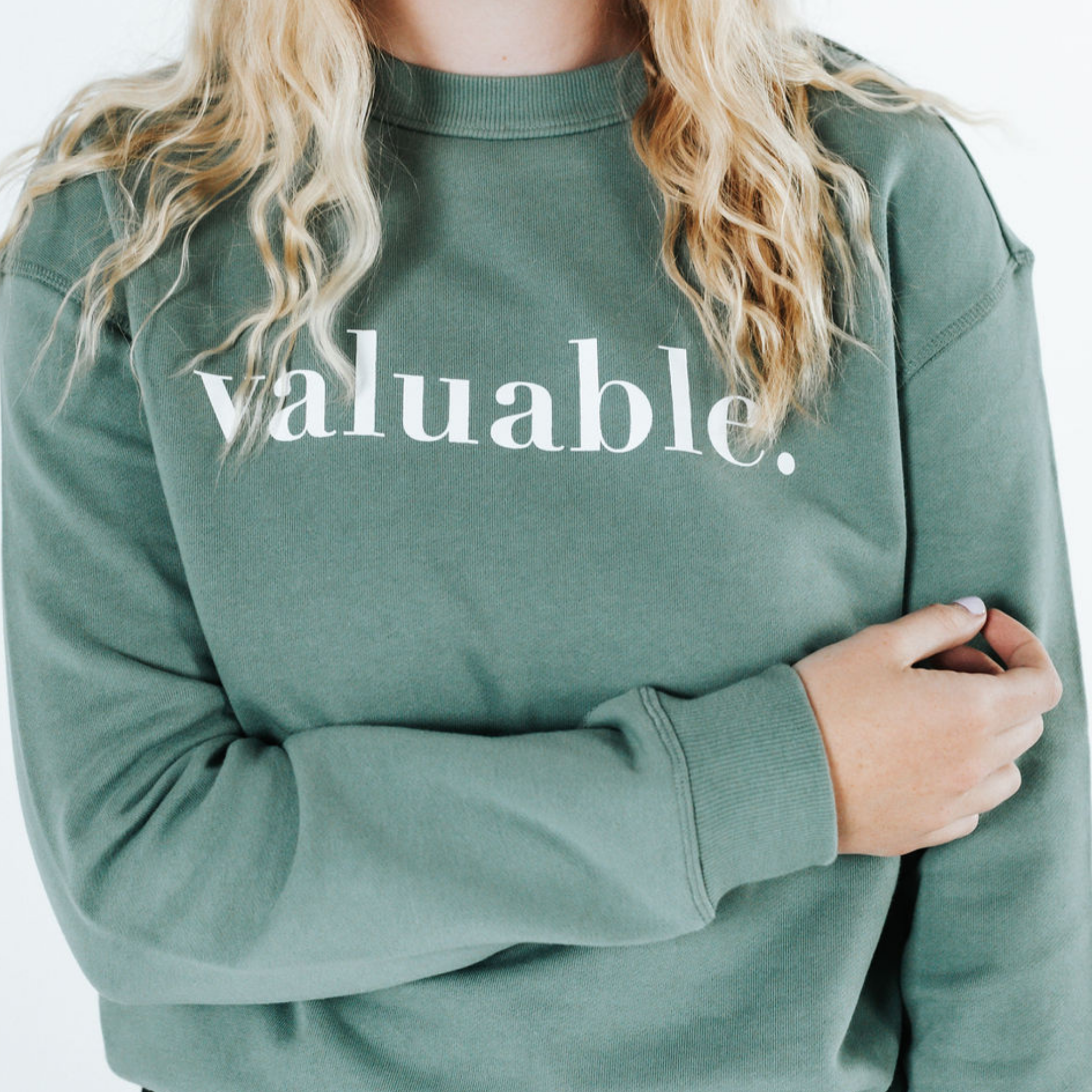VALUABLE WOMEN’S (LIGHTWEIGHT) CREW